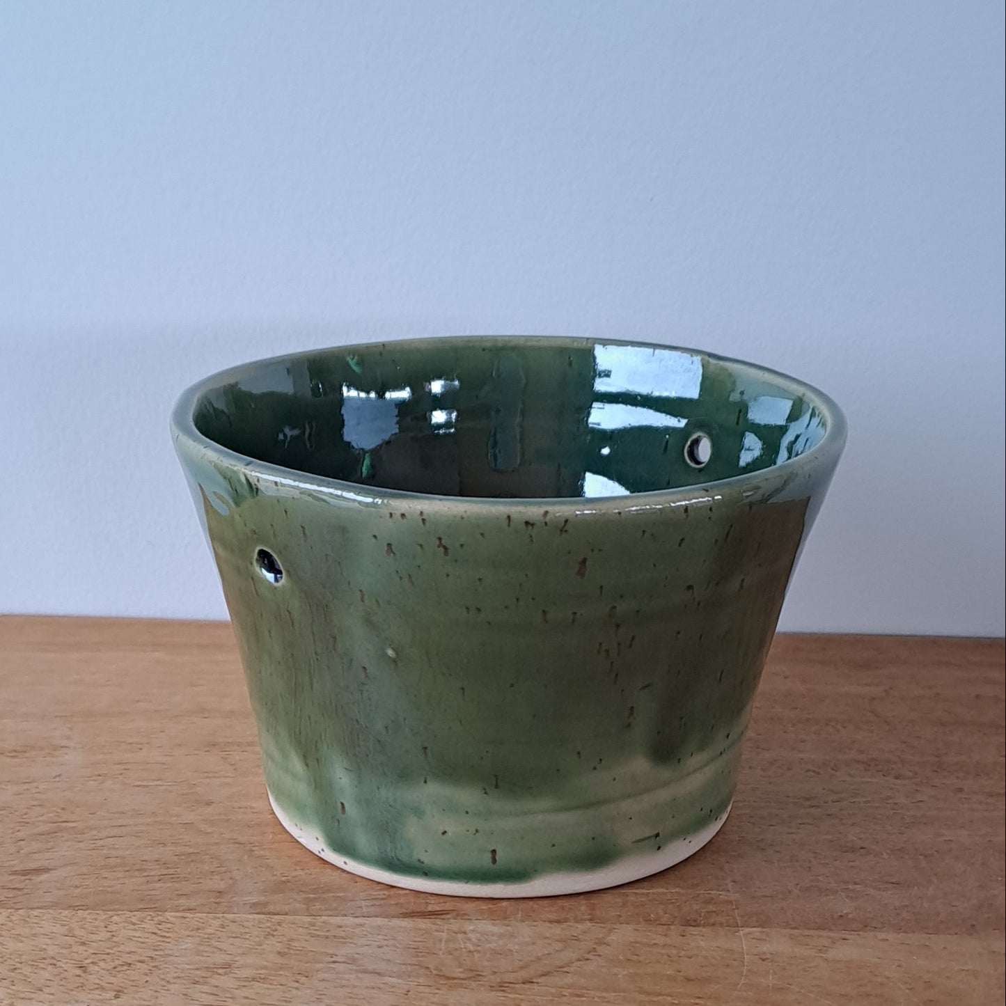 Small speckled stoneware ceramic planter with jade glaze